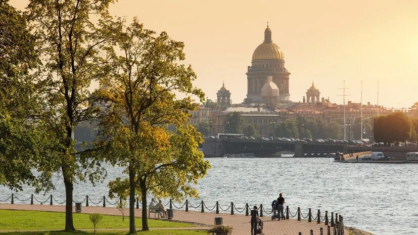 Природа питера фото В Петербурге объявлен "жёлтый" уровень погодной опасности из-за дождя и ветра - 