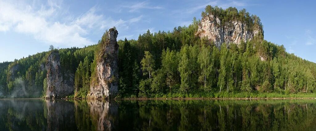 Природа в перми фото Камень Столбы, горная вершина, Свердловская область, природный парк Река Чусовая