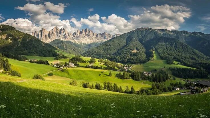 Природные условия фото Val di Funes/Villnöss valley, Odle/Geisler Dolomite Massif, Italy, a7628b49f8eeb