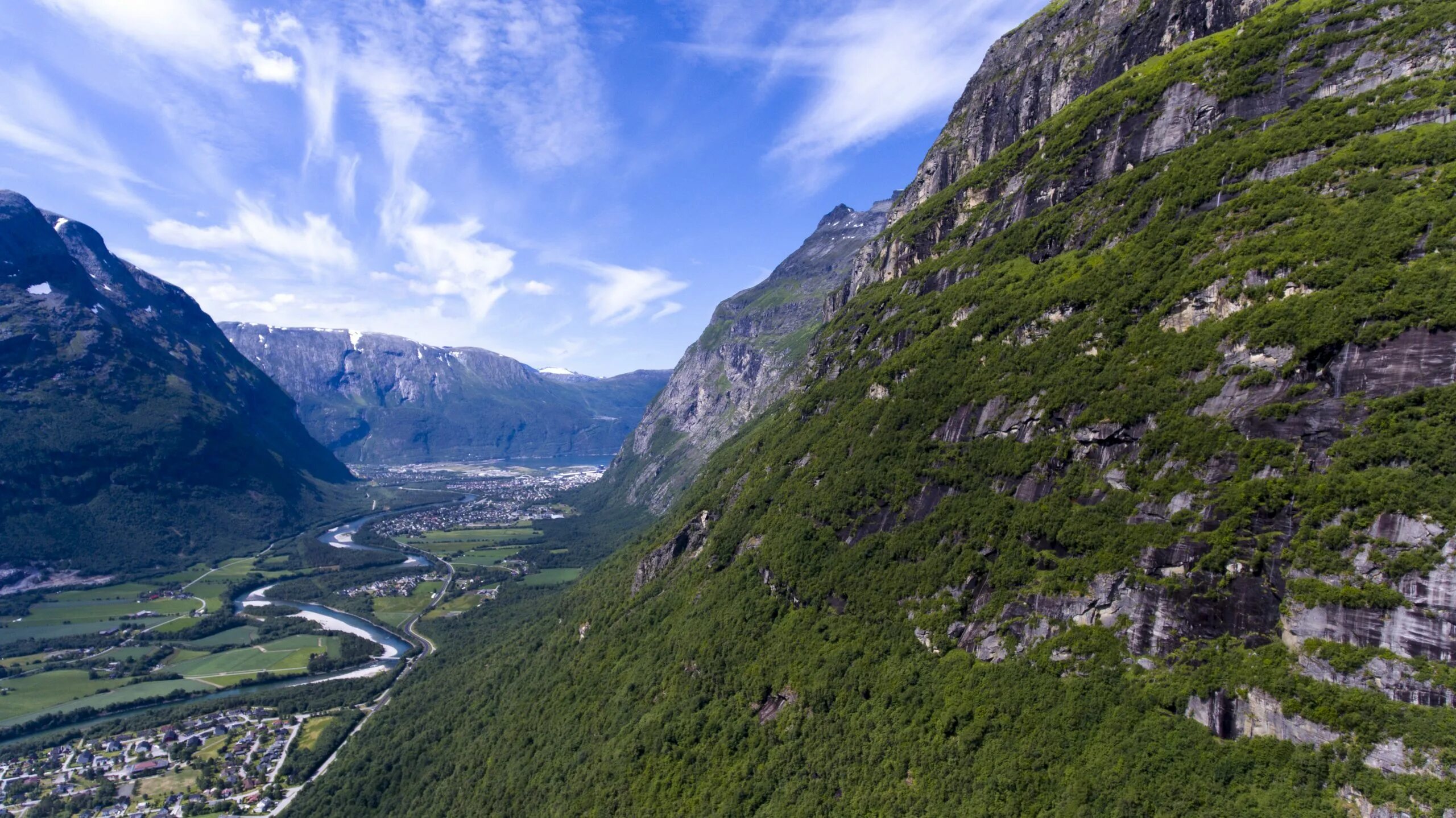 Природные условия фото Riksvei 70,6600 Sunndalsøra, Norway - Drone Photography