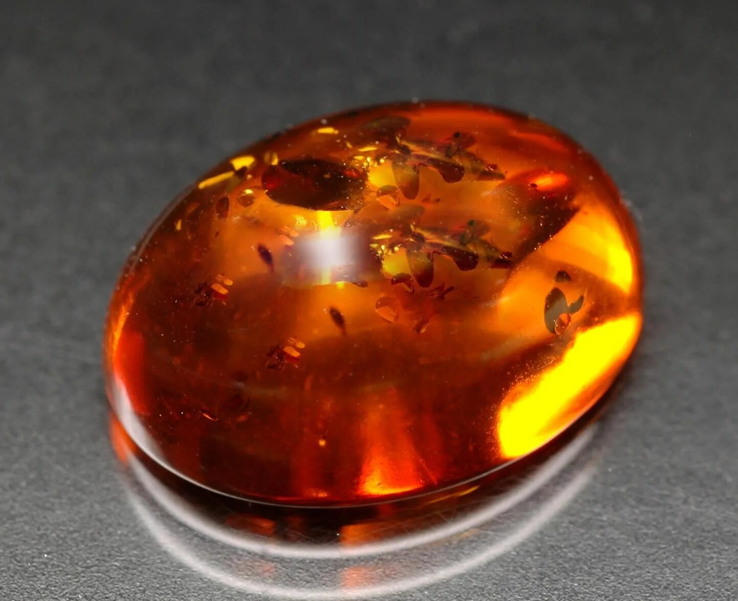 Природный янтарь фото Gemstone Meanings - What are their powers and symbolic use? Amber stone, Amber g