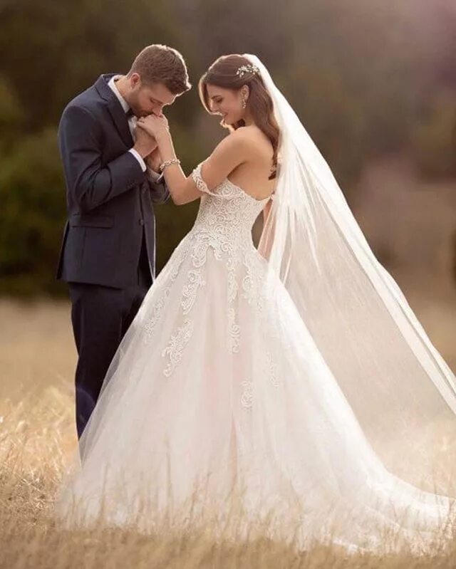 Прислали фото на свадьбу Stunning Essence of Australia Ballgown