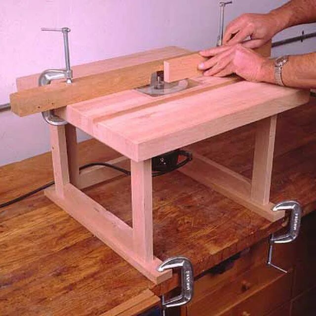 Приспособления для самодельных домашних станков Hacer una mesa de fresado para sus necesidades de construcción. Build a router t