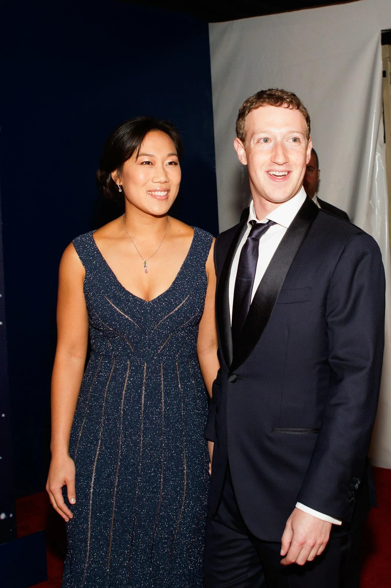 Присцилла чан и марк цукерберг фото Mark Zuckerberg and Priscilla Chan Welcome Their Second Daughter With a Sweet Fa