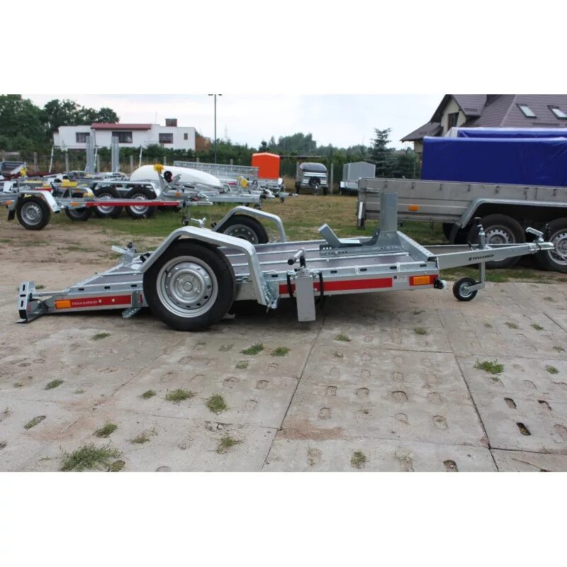 Прицеп для перевозки мотоцикла фото PRZYCZEPA TEMA MOTO QUAD UCHYLNA HYDRAULIKA 750KG - Przyczepy GD