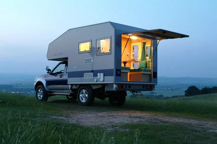 Прицеп дом на колесах фото Bimobilabsetzkabine Truck camper, Slide in camper, Camping trailer