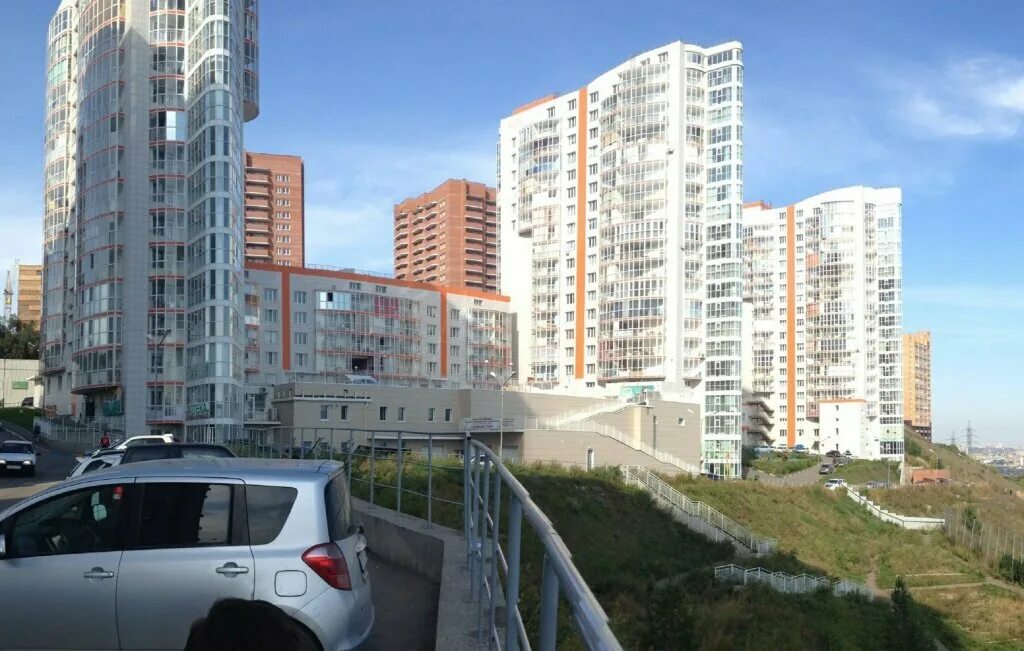 Притяжение ул академика киренского 56а фото Permanently closed: Na Kirenskogo 24 Apartments, short-term housing rental, Russ