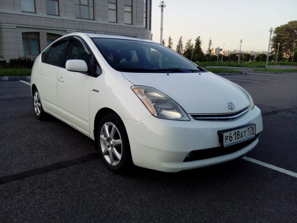 Купить Губа перед на Toyota Prius 20 в Спасске-Дальнем по цене: 8 000 ₽ - частно