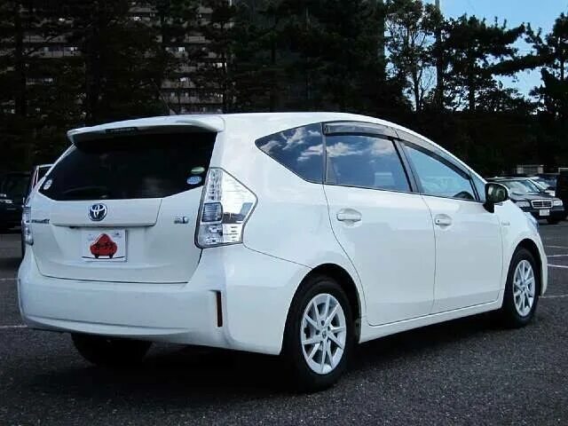 Приус альфа фото 2014 TOYOTA PRIUS α Num. ref.0100850677 Used Cars for Sale PicknBuy24.com