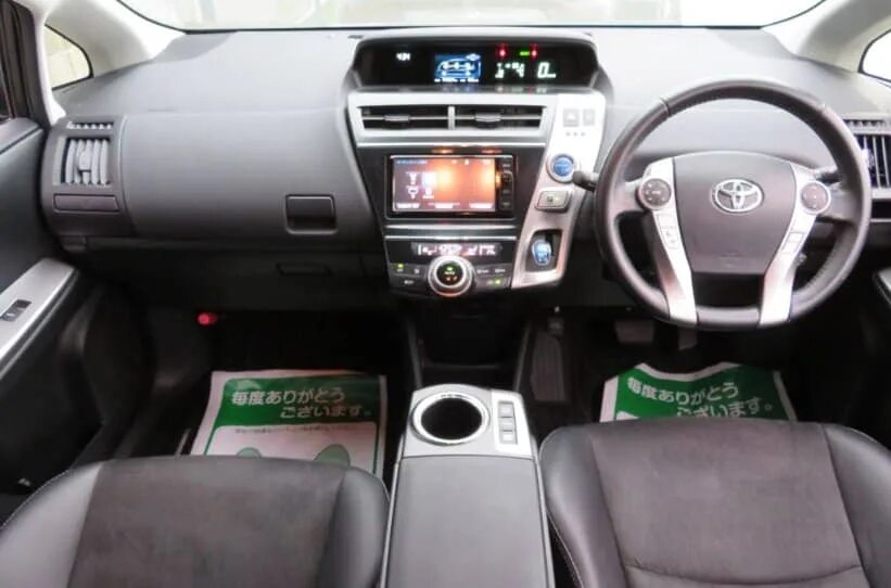 Приус альфа фото салона TOYOTA PRIUS ALPHA G 2015 CRAVTO