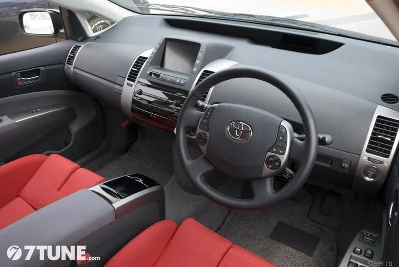 Приус тюнинг салона обвес 2 - Toyota Prius (20), 1,5 л, 2005 года тюнинг DRIVE2