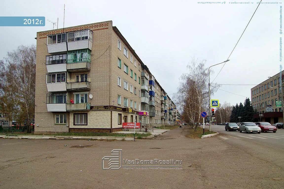 Приятель ул энгельса 127а чистополь фото Chistopol, Engels st house 106. Apartment house