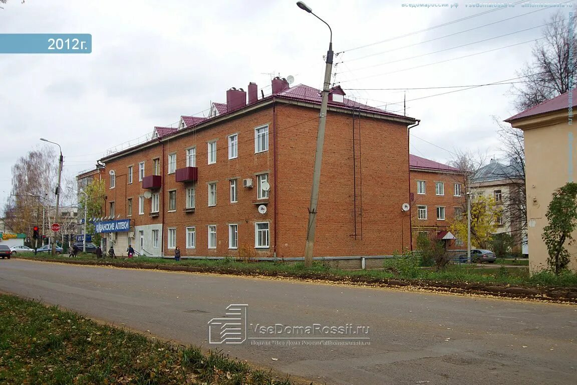 Приятель ул энгельса 127а чистополь фото Chistopol, Engels st house 125. Apartment house