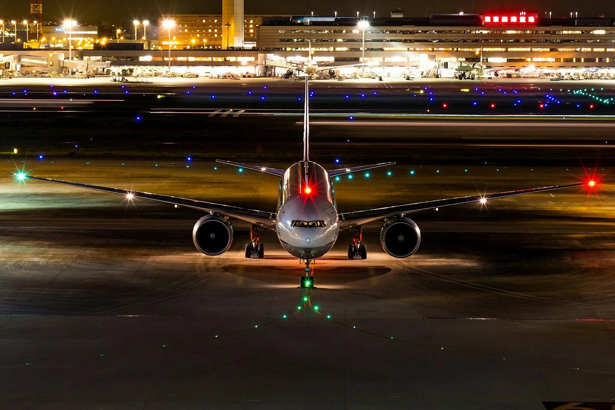 Приземляющийся самолет фото Pin de лариса батыргареева en Полет Pantalla, Aviones