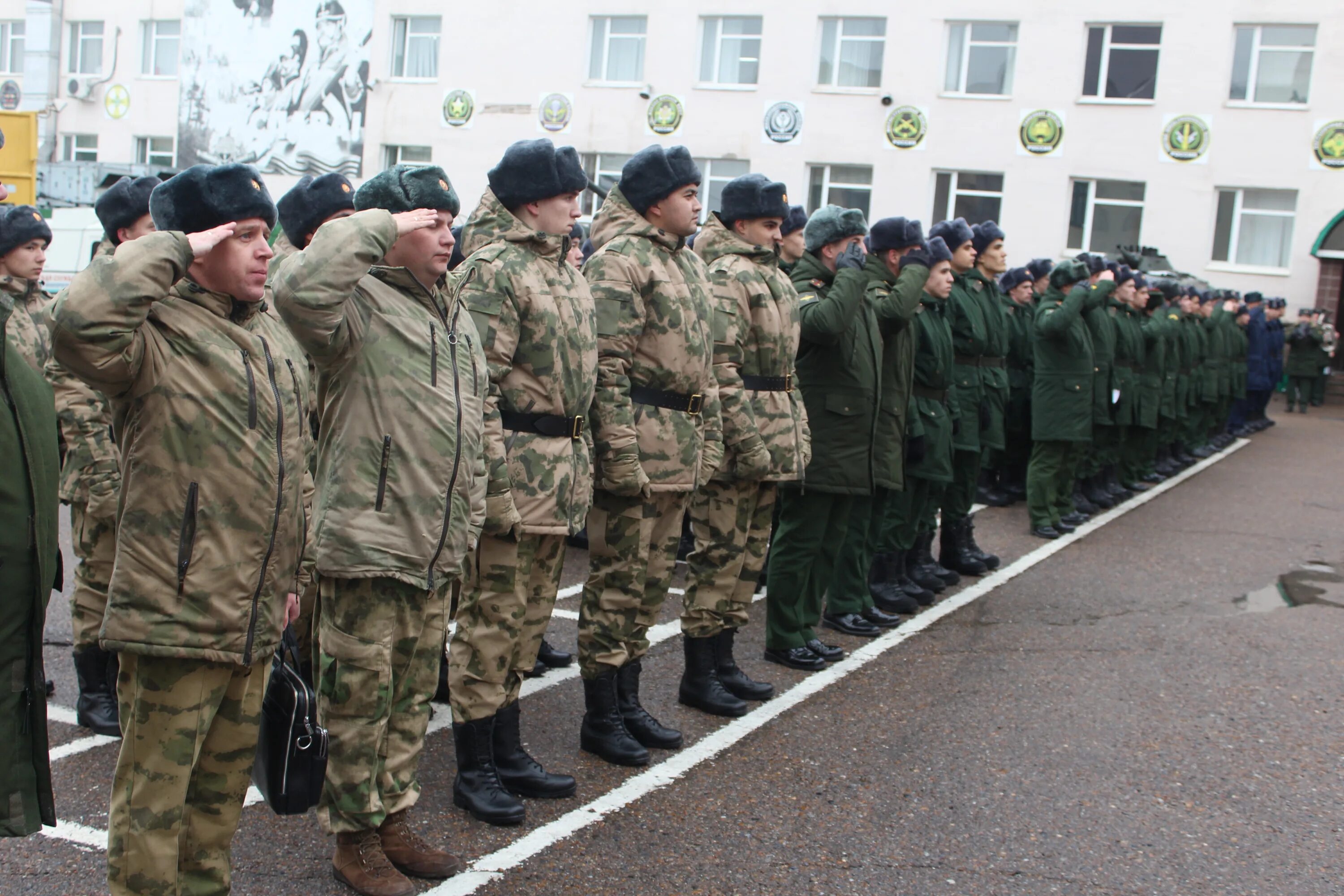 Призыв 2021 2022 рвсн саратов фото В Башкирии состоялась первая отправка новобранцев к местам несения службы