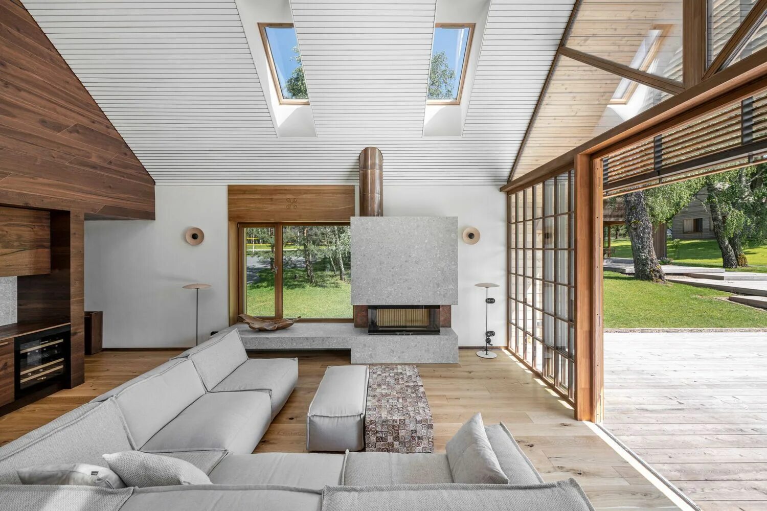 Про дом дизайн Gallery of Indoor-Outdoor Homes in Lithuania: 20 Projects with Oversized Windows