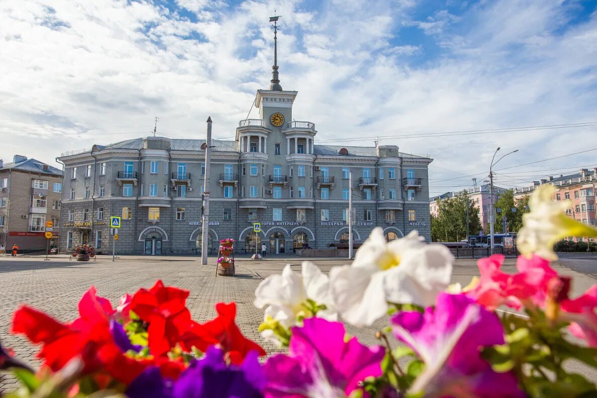 Про фото барнаул В Барнауле представят фотовыставку "Россия. Полет через века", приуроченную ко Д