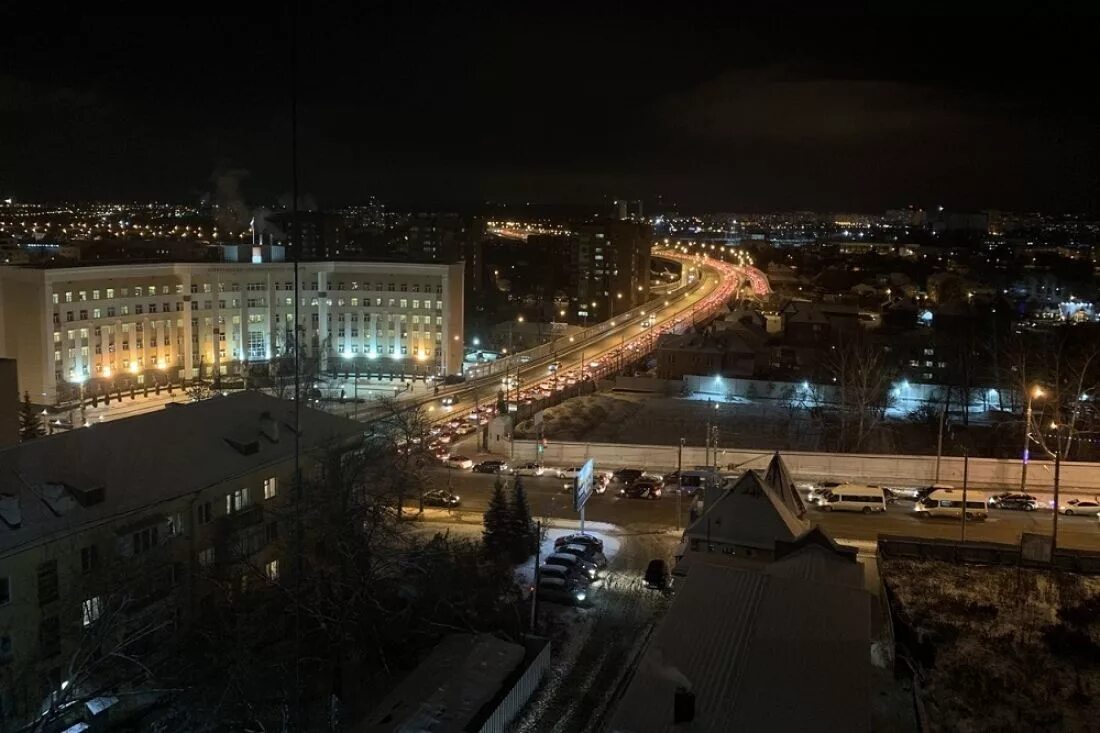 Про фото пенза В Пензе на мосту имени ФУ БХУХО образовалась гигантская пробка из-за ДТП