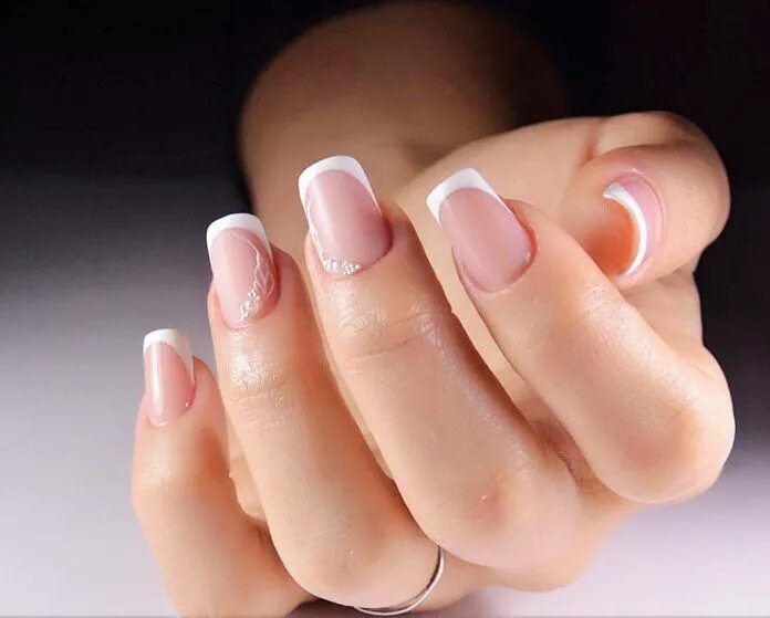 Про френч маникюр french tip nail designs for short nails Different nail shapes, French tip nails,