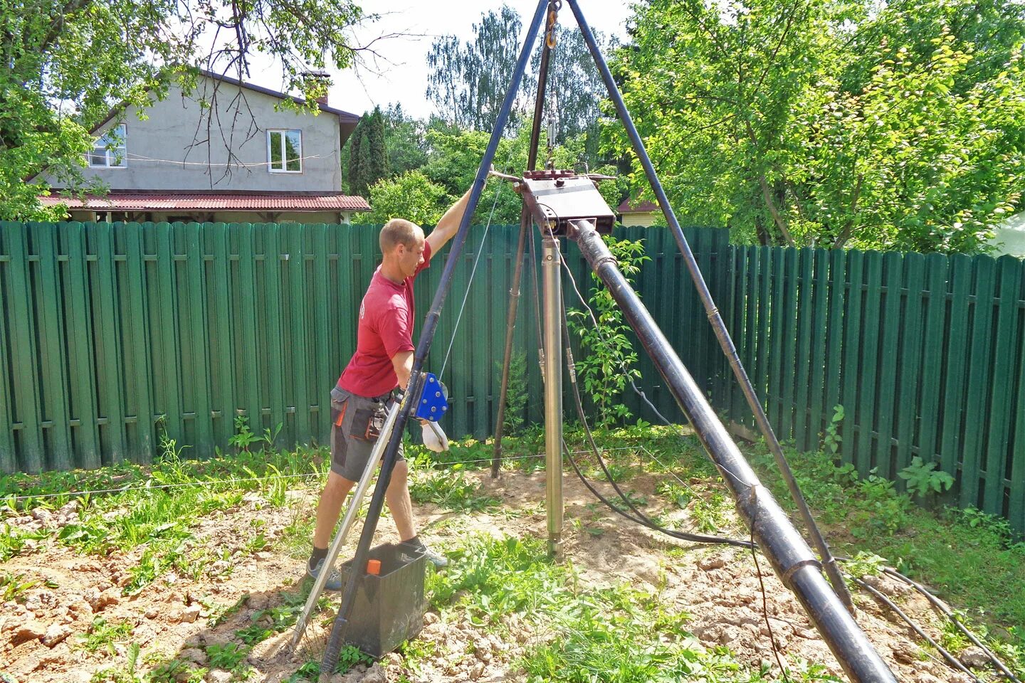 Пробить скважину на даче своими руками Дом площадью 62 кв. м. в г. Зеленоград, Московская обл. от Хотвелл