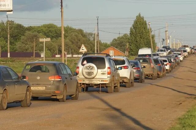 Пробки на дороги в бийске фото Пензенцы опоздали на работу из-за огромного количества пробок в городе АиФ Пенза