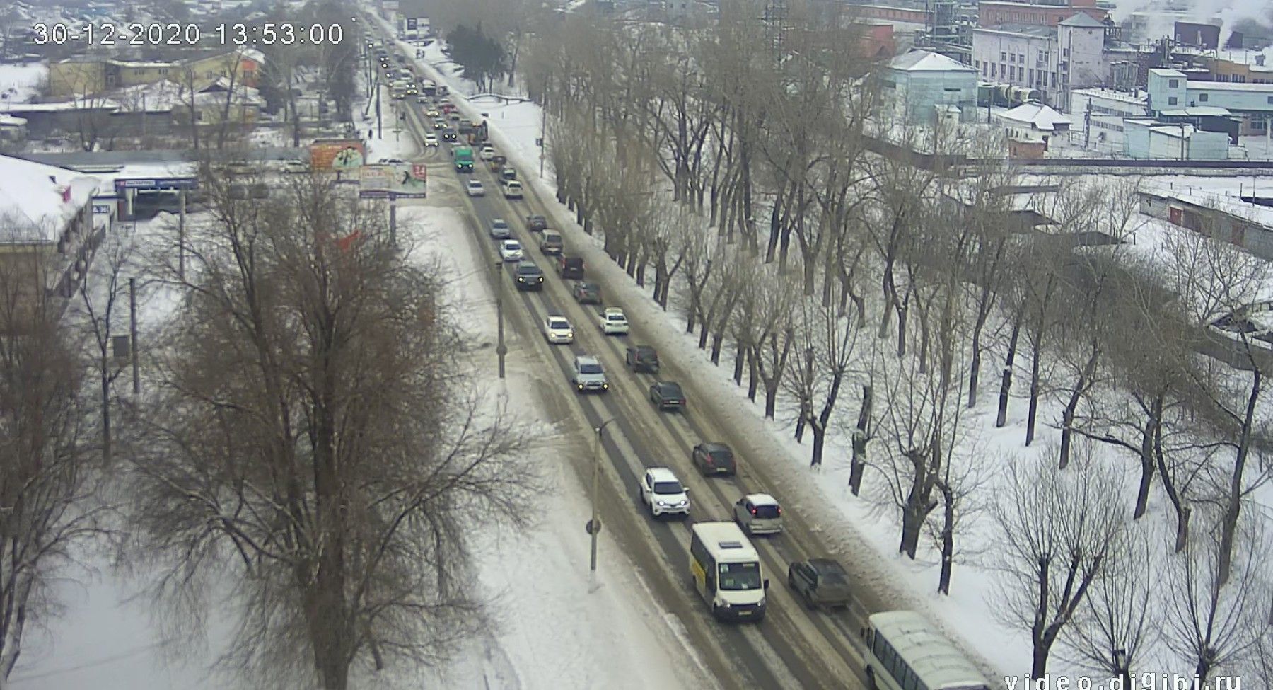 Пробки на дороги в бийске фото Бийск встал в предновогодних пробках, а таксисты подняли цены