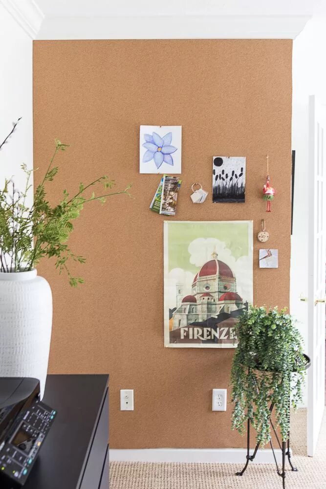 Пробковая стена фото 9 Ways to Use Cork Around the House Cork board wall, Cork board, Cork wall