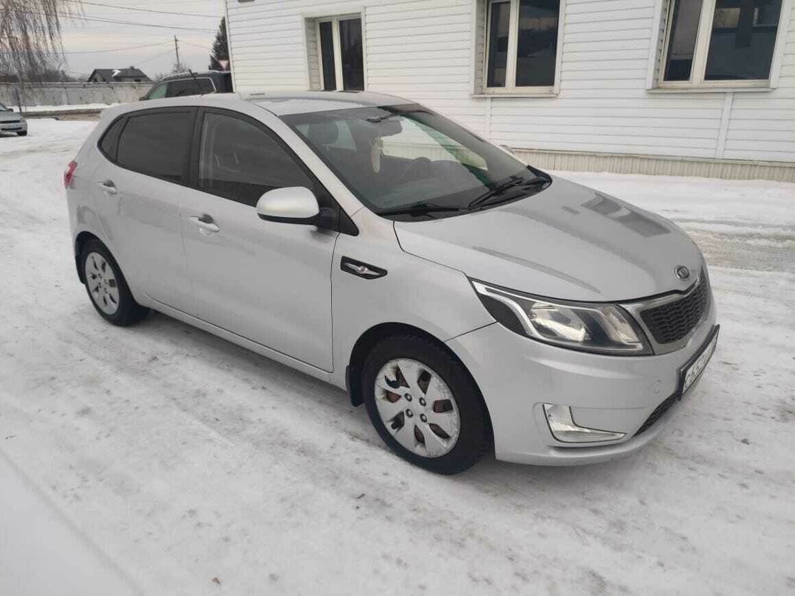 Продам киа рио цена фото омск Купить б/у Kia Rio III 4-speed 1.6 AT (123 л.с.) бензин автомат в Москве: серебр