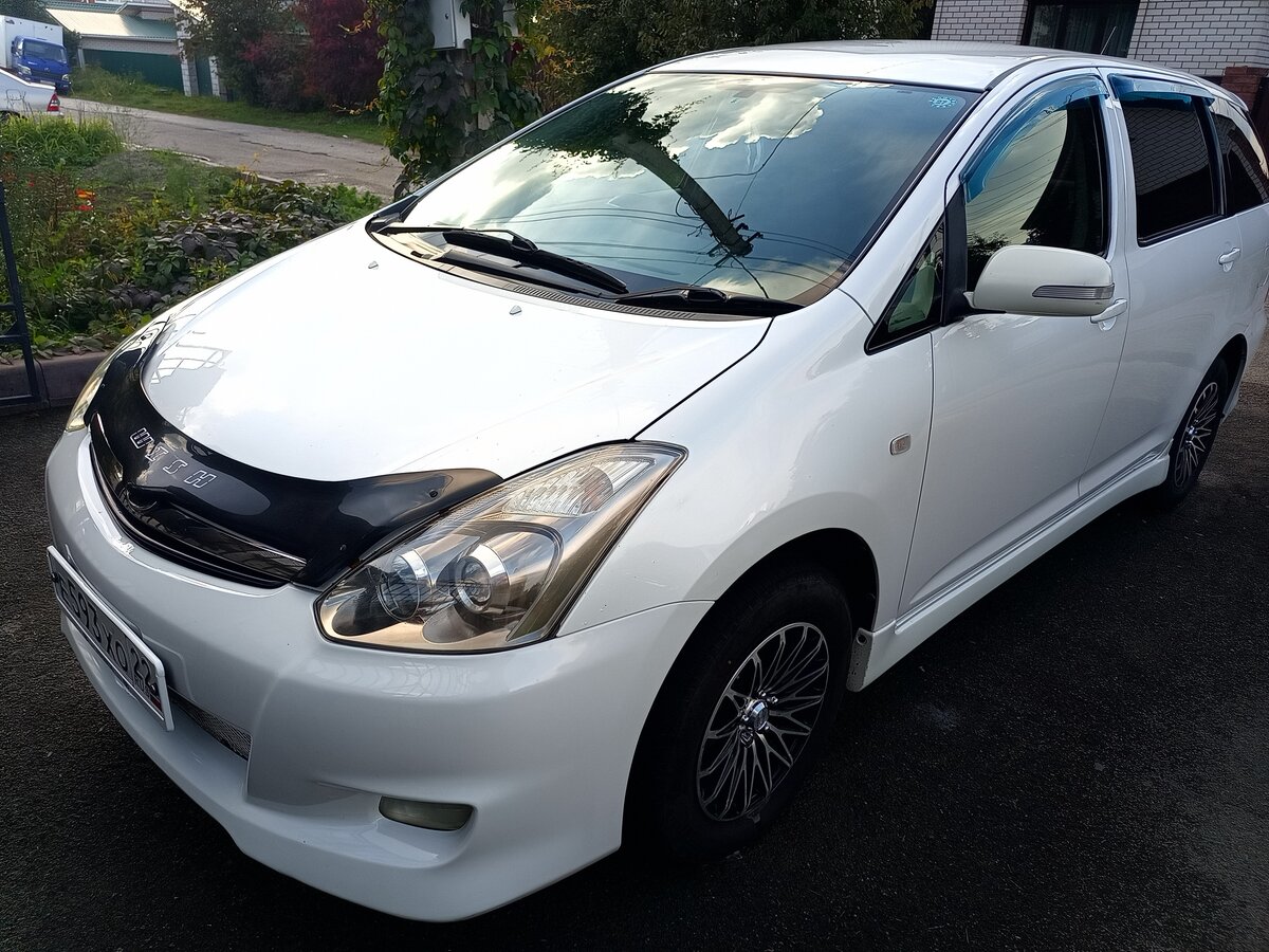 Продам тойота виш 2008 года нерюнгри фото Купить б/у Toyota Wish I Рестайлинг 1.8 AT (132 л.с.) бензин автомат в Барнауле: