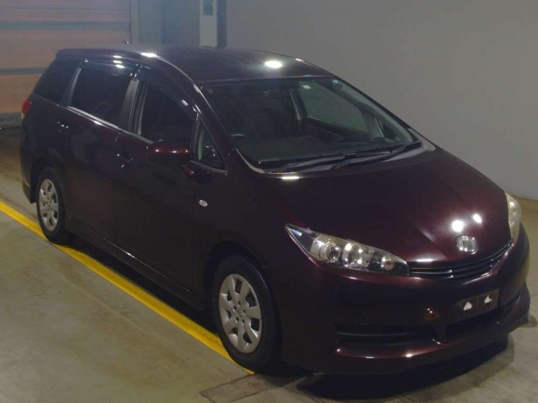 Продам тойота виш 2011 года нерюнгри фото Купить б/у Toyota Wish II 1.8 CVT (144 л.с.) бензин вариатор в Тюмени: пурпурный