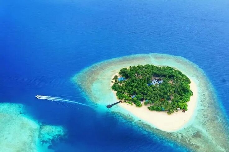 Продажа островов цена фото World's Smallest Inhabited Islands - Could you really escape it all? - Private i