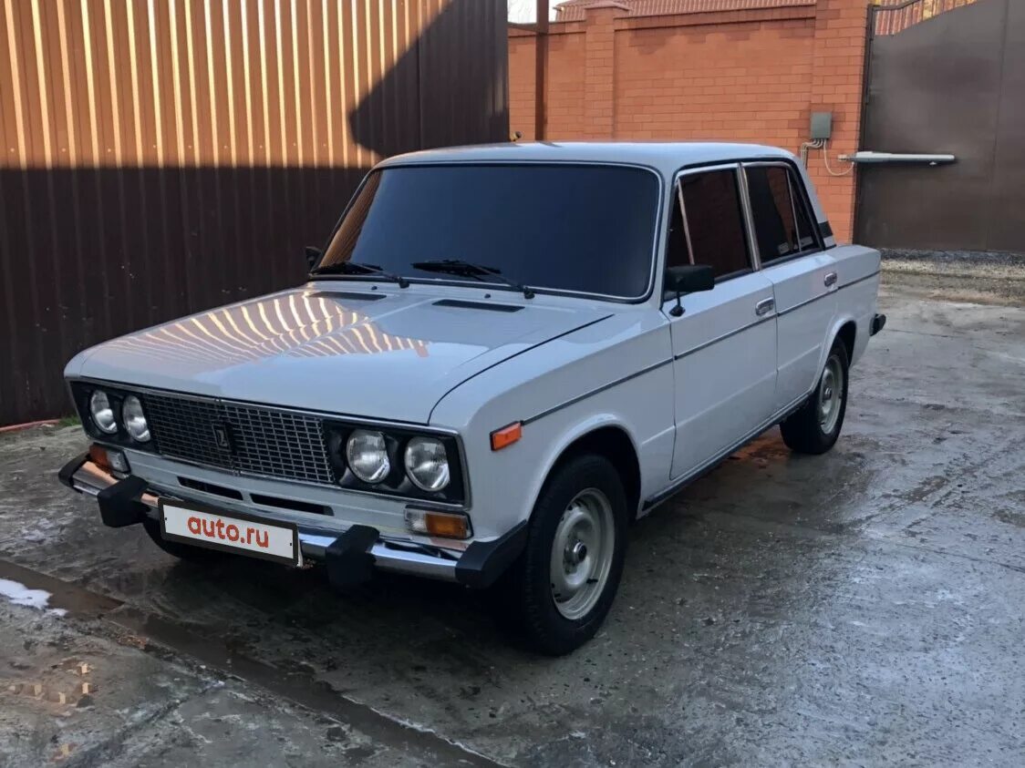 Купить б/у Lada (ВАЗ) 2106 1976-2006 1.5 MT (72 л.с.) бензин механика в Москве: 