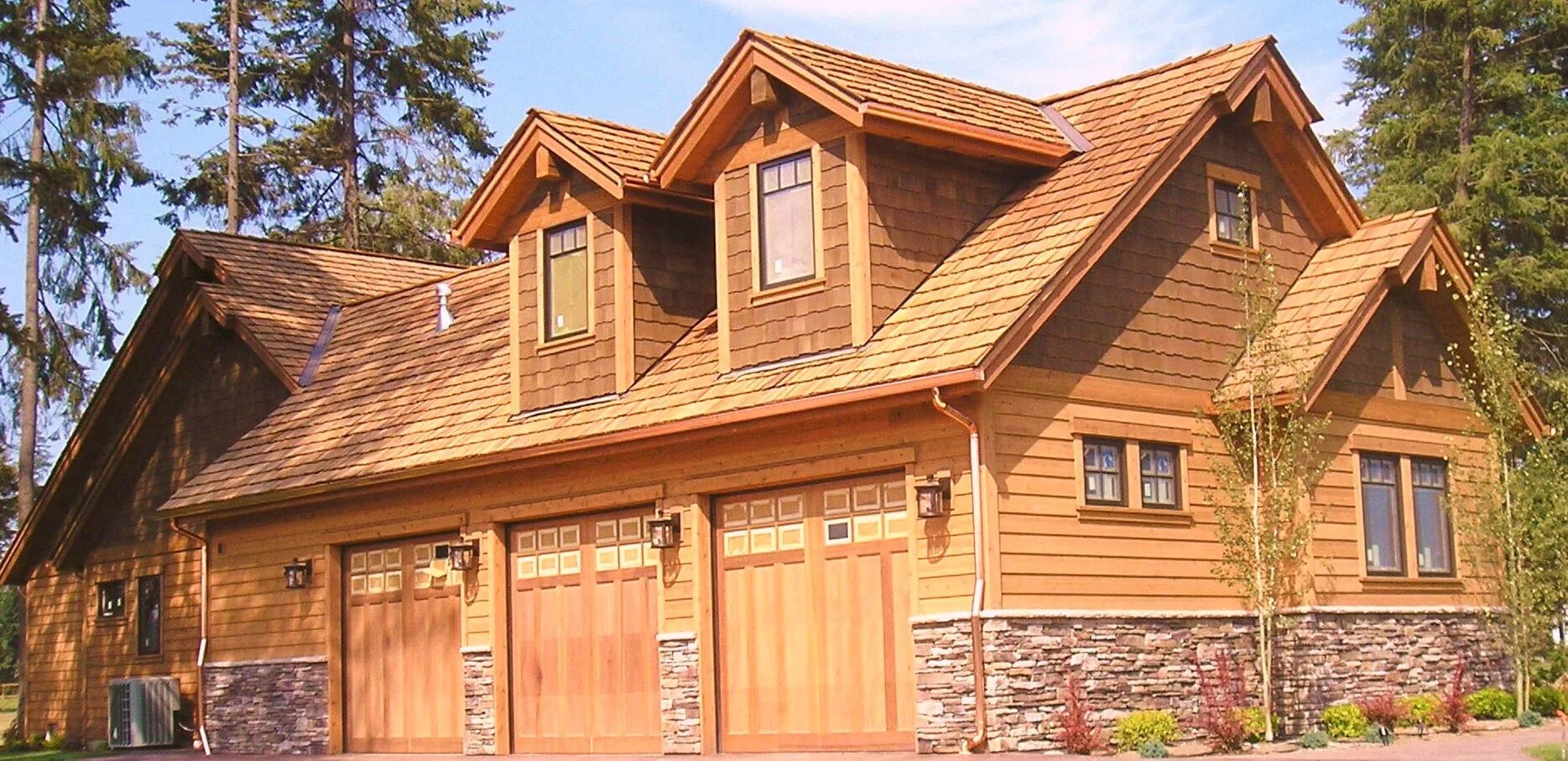 Проекты крыш деревянных домов фото Cedar Harryslumber Cedar siding, House siding, House exterior