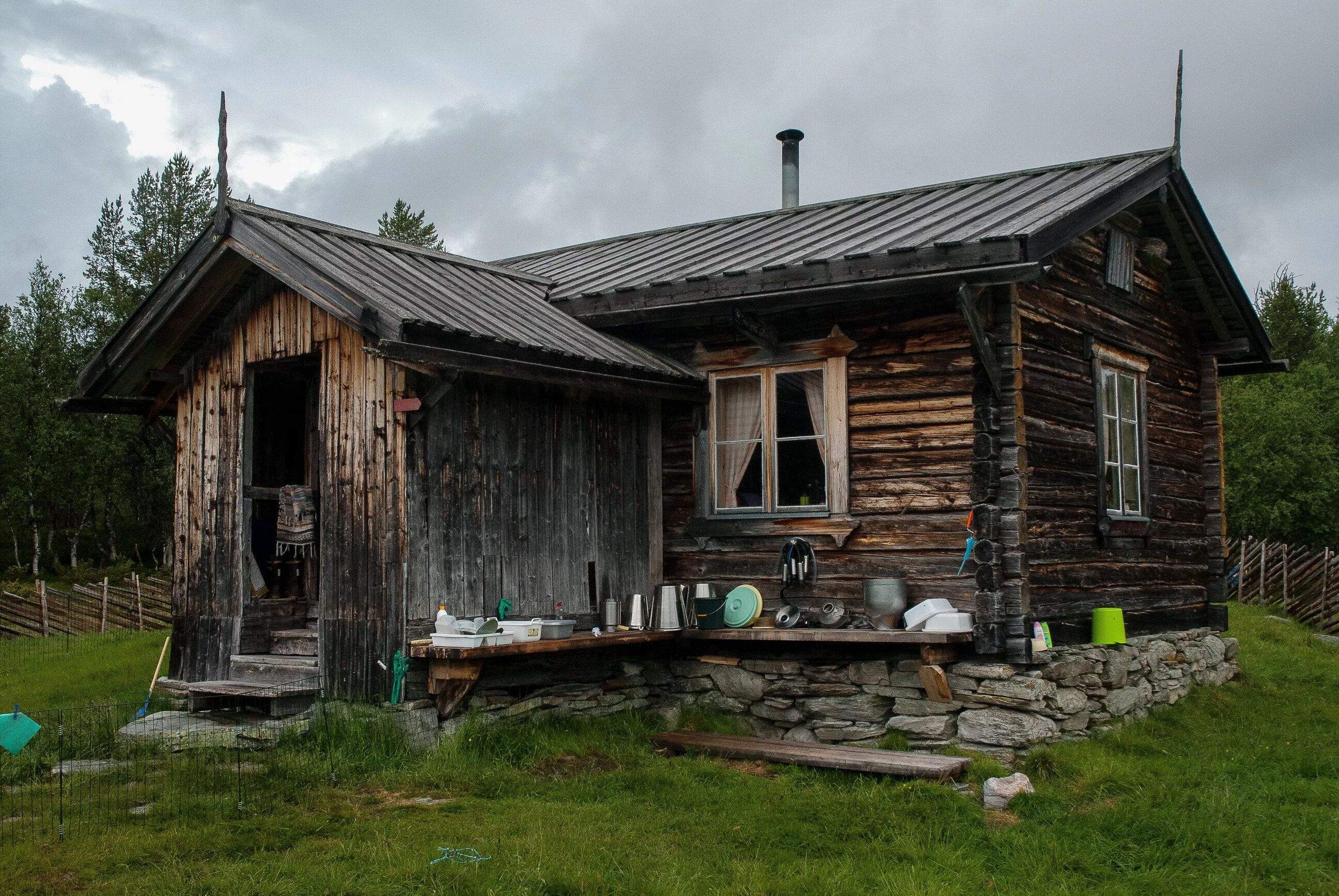 Проекты старых деревянных домов фото Фотография Швеция Dalarna траве Старый Деревянный Здания 2592x1735