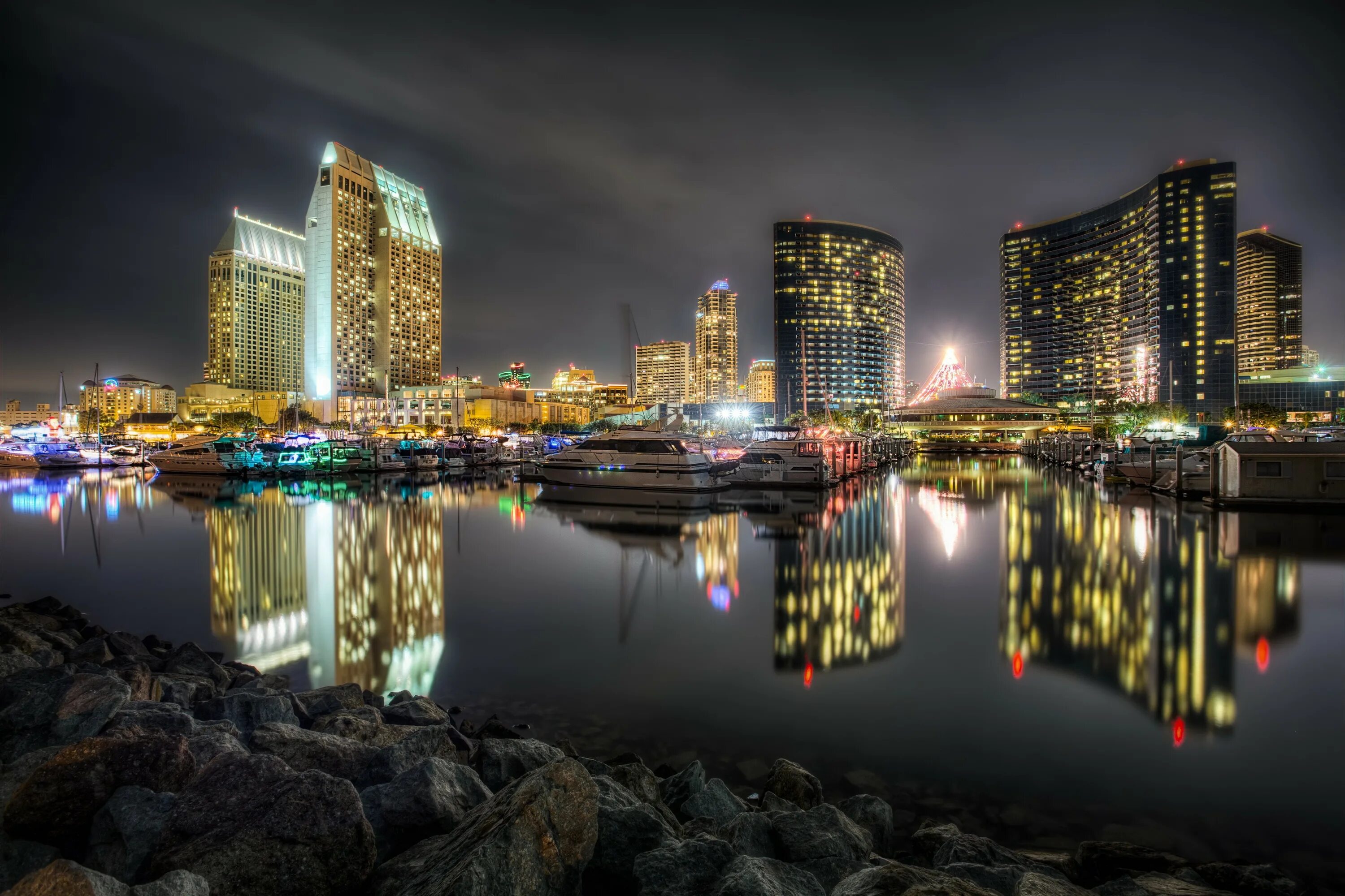 Профессиональное фото города Wallpaper : city, cityscape, night, reflection, skyline, skyscraper, evening, HD