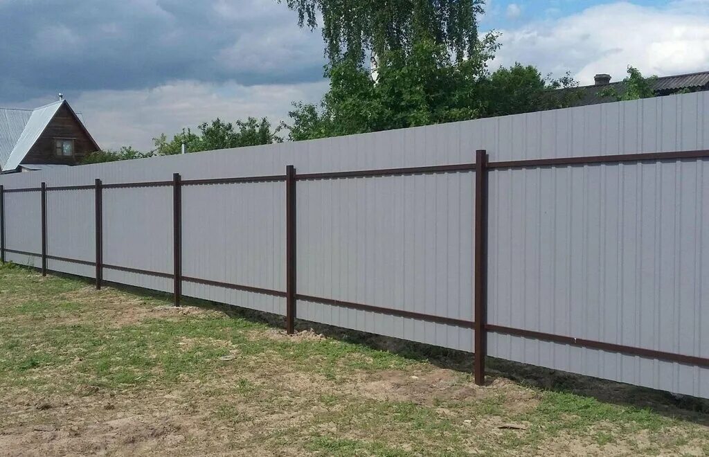 Профильный забор своими руками фото Zabory Podmoskovya, fences and barriers, derevnya Medvezhyi Ozyora, Raduzhnaya u