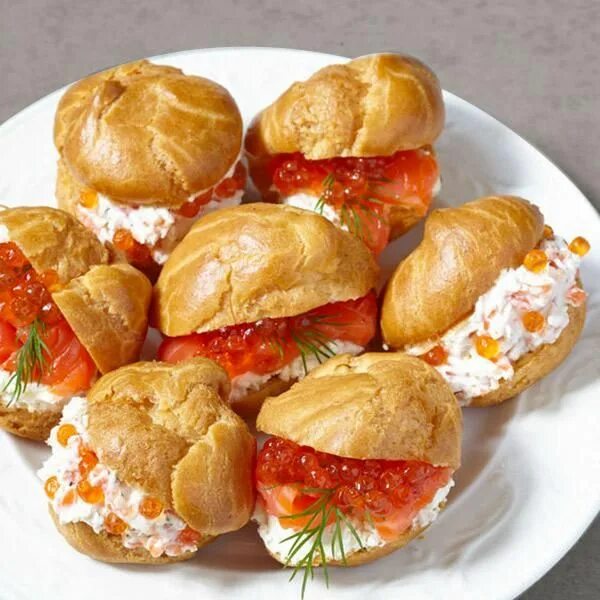 Профитроли рецепты с фото самые вкусные Aquí tienes ideas para rellenar estos profiteroles salados con crema de queso de