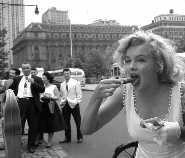 Программа ретро фото Pin on The One And Only Marilyn Marilyn monroe photos, Marilyn, Marilyn monroe