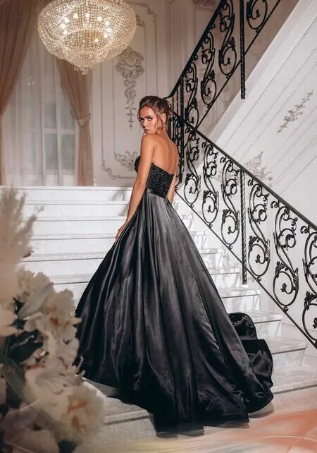 Прокат вечерних платьев фото Вечернее платье SHERRI HILL SH070 - прокат от 13000 руб. Москва