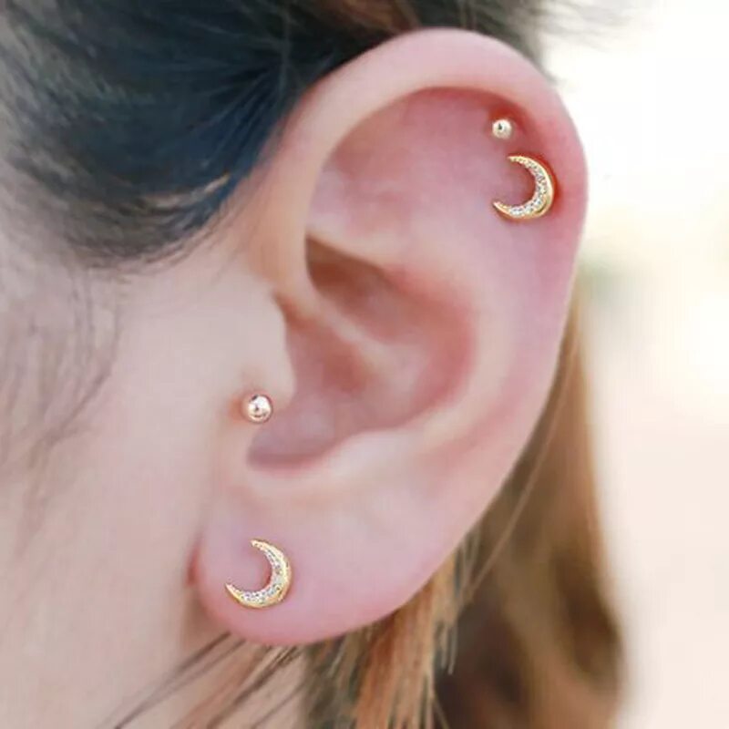 Прокол хеликс фото с серьгой в ухе 316L stainless steel Tragus Cartilage Bar Ear Ring Moon CZ Tragus piercing Helix