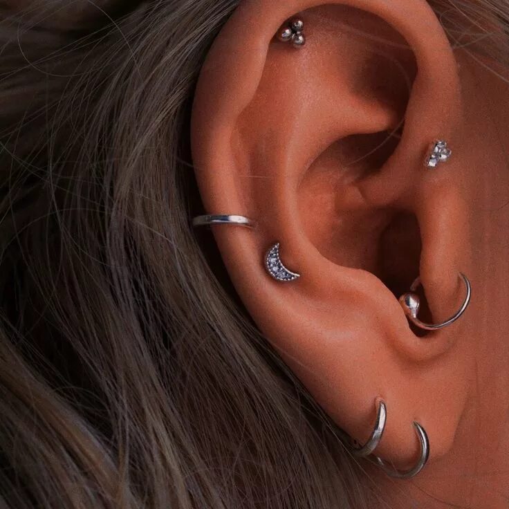 Прокол уха хрящик фото americanteenager Ear piercings, Piercings, Earings piercings