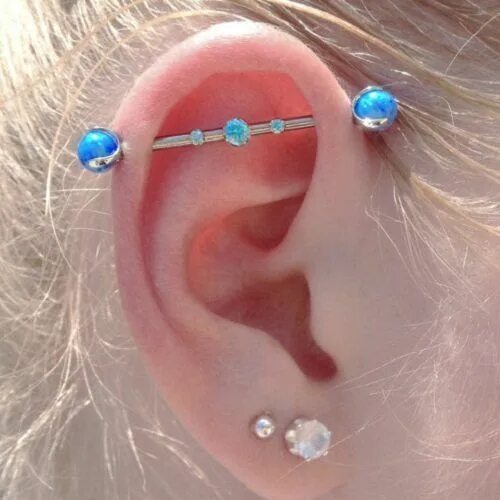 Прокол уха индастриал фото Exclusive 25 Industrial Piercing Examples Piercingeasily.com Industrial piercing