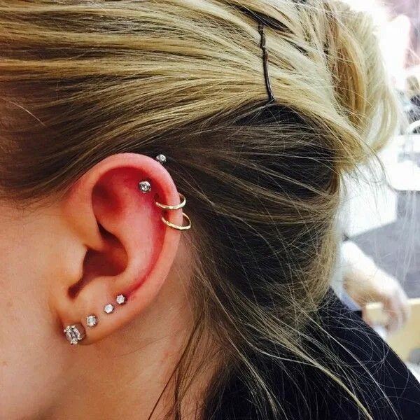 Прокол ушей пирсинг фото 53 Ear Piercings Ideas that are Trending Right Now (2020) Cool ear piercings, Cu