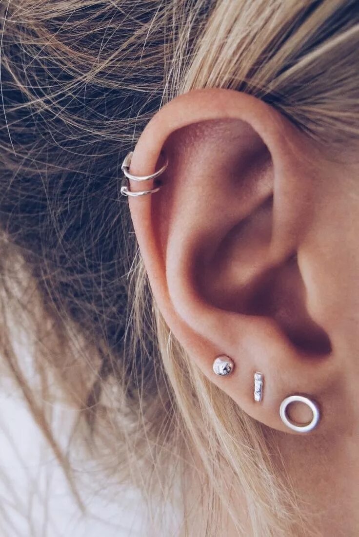 Прокол ушей южное ш 5 фото Pin on Finery Cute ear piercings, Ear piercing studs, Multiple ear piercings