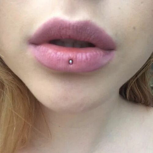 Прокол верхней губы фото Related image Ashley piercing, Piercings unique, Piercings