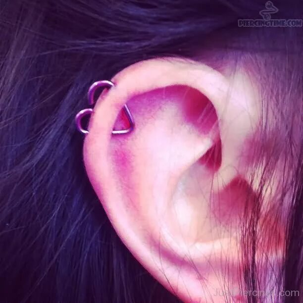 Проколола сердце шпилькой фото в ленту Best Heart Orbital Ear Piercing Ideas In This Year. For you who like ear piercin