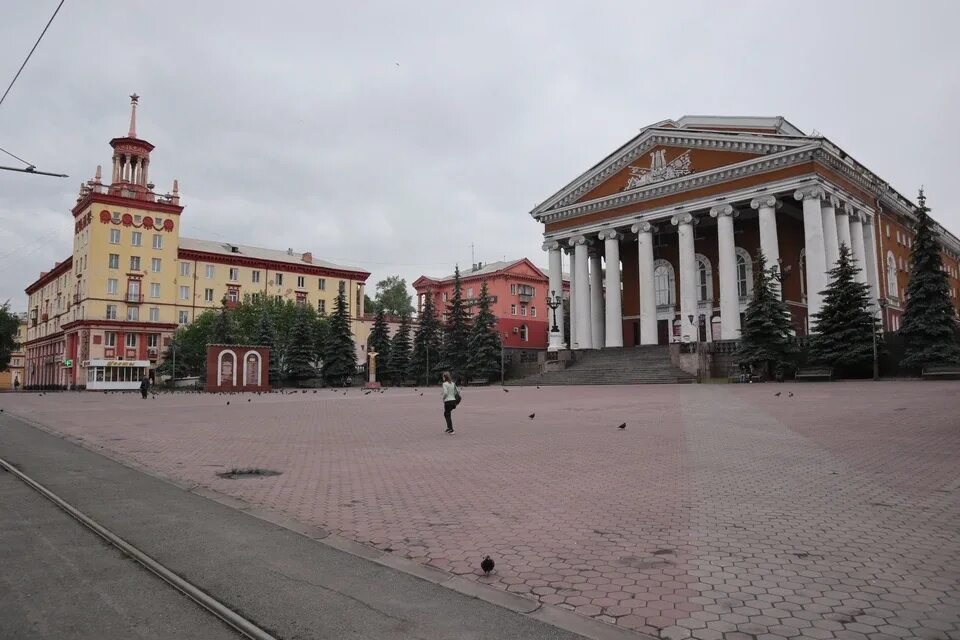 Прокопьевск фото города Владимир Путин присвоил кузбасскому Прокопьевску звание "Город трудовой доблести