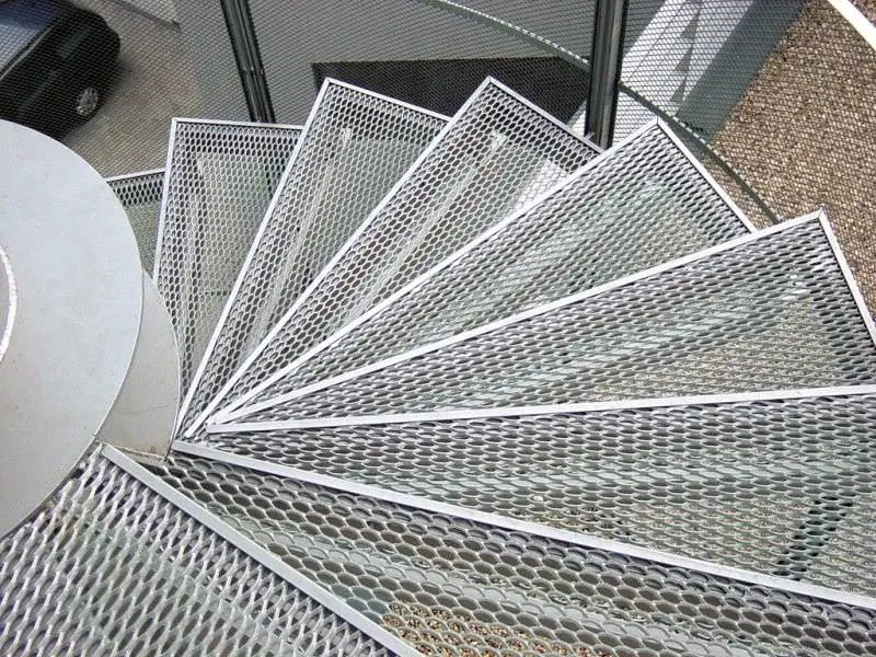 Просечка металлическая для лестниц фото Stainless Steel / Low Carbon Expanded Metal Wire Mesh - Buy Expanded Metal Mesh,