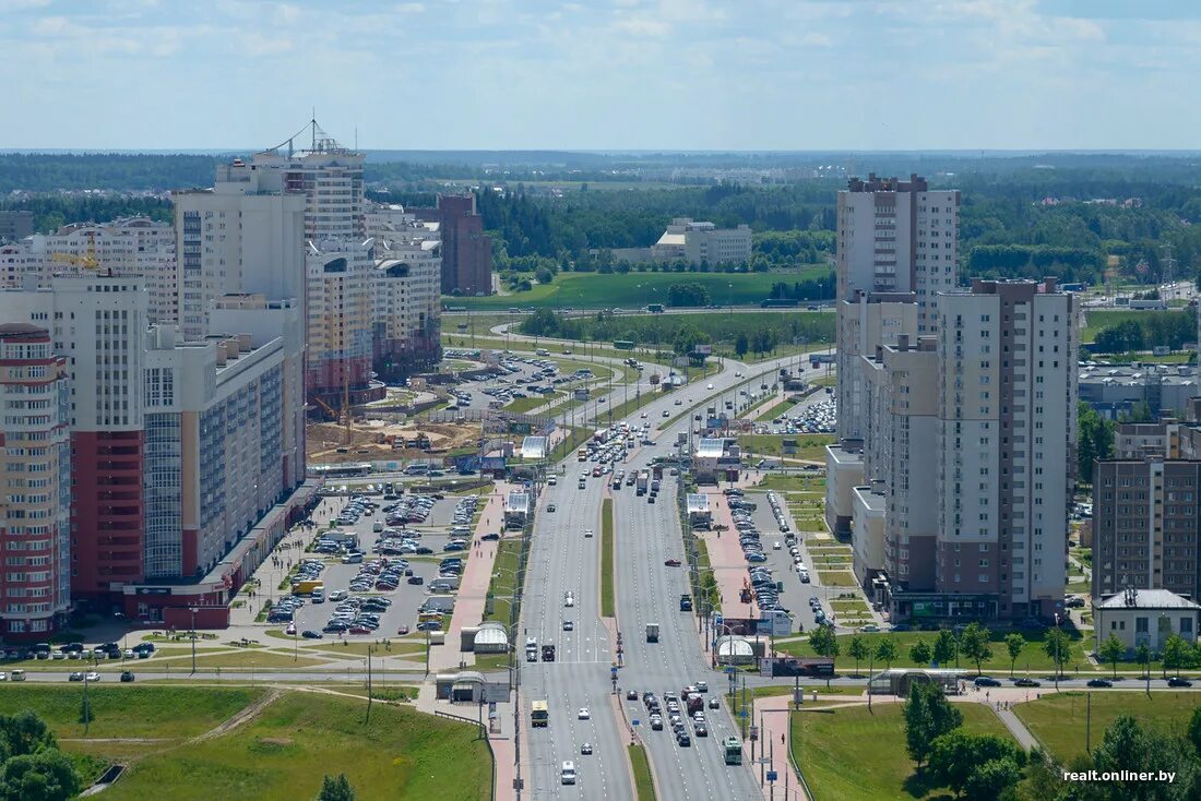 Проспект дзержинского минск фото Фотопроект "Крыши Минска": проспект Дзержинского и девушка-стиляга