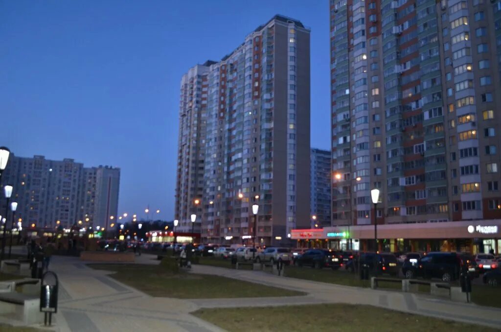 Проспект героев 12 железнодорожный фото Prospekt Geroev 3 Apartments, short-term housing rental, Балашиха, микрорайон Же